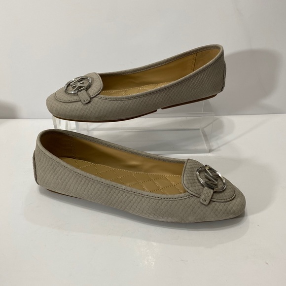 NEW MICHAEL KORS LILLIE LEATHER MOCCASIN - Picture 4 of 9